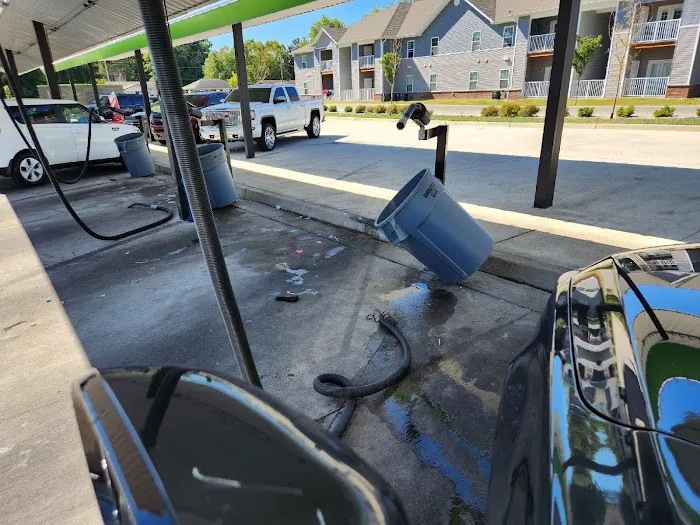 Zips Car Wash Picture 5