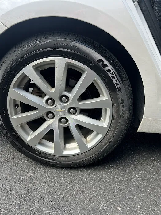 Take 5 Car Wash Picture 6