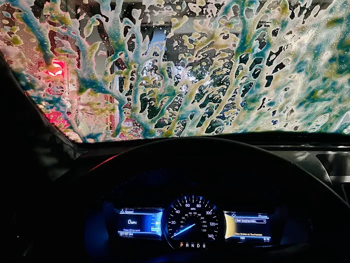 Wash N Shine Car Wash Picture 8