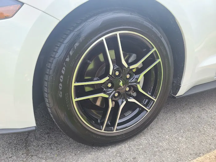 Exquisite Car Wash & Detailing Picture 9