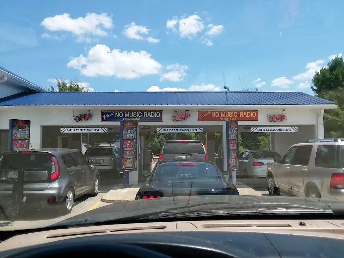 Zips Car Wash Picture 3