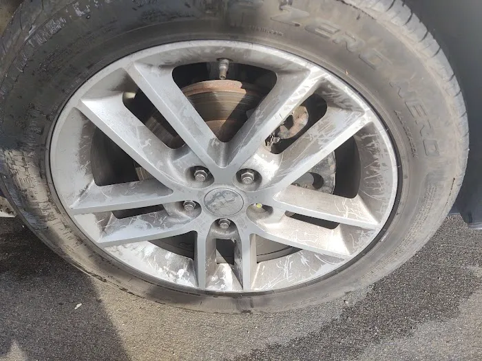 Zips Car Wash Picture 1