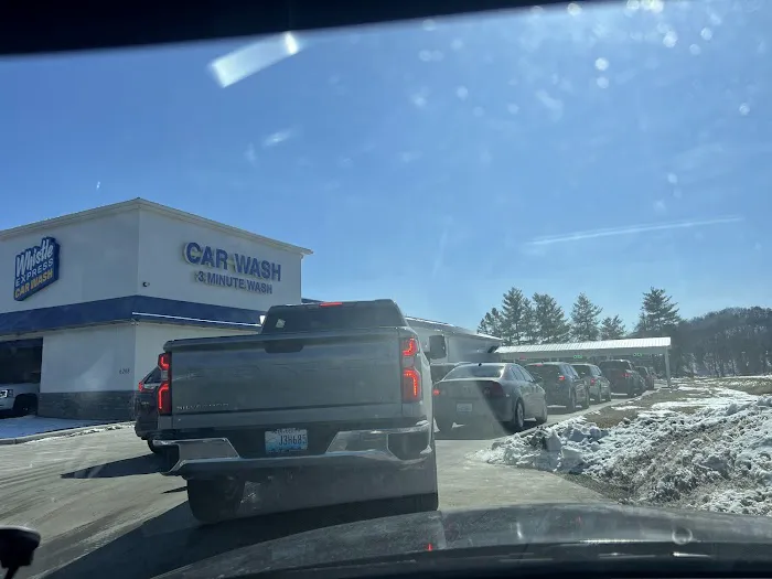 Whistle Express Car Wash Picture 8