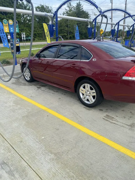 Whistle Express Car Wash Picture 10