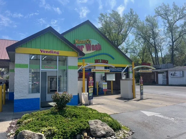 Mister G's Car Wash Picture 1