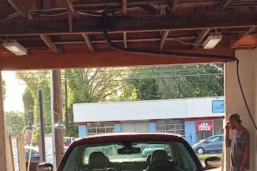 Clay's Car Wash