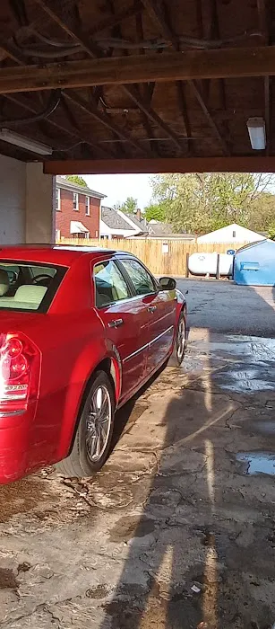 Clay's Car Wash Picture 9