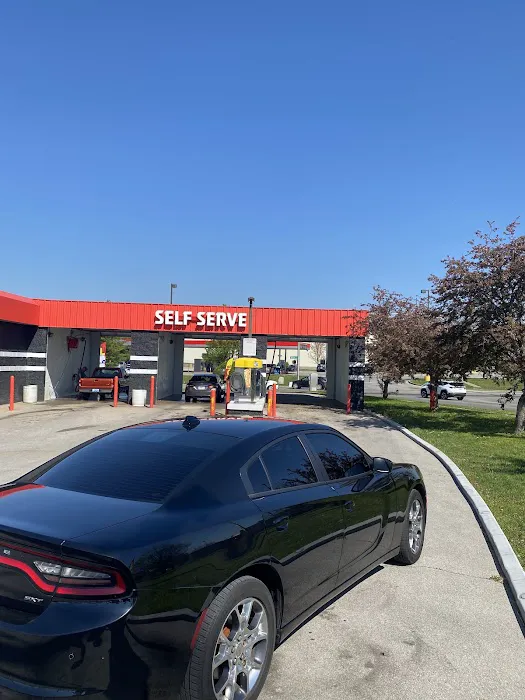 Fountains Auto Wash Picture 5