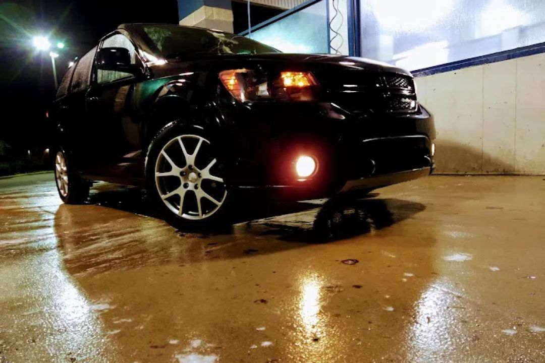 Spray N' Shine Car Wash