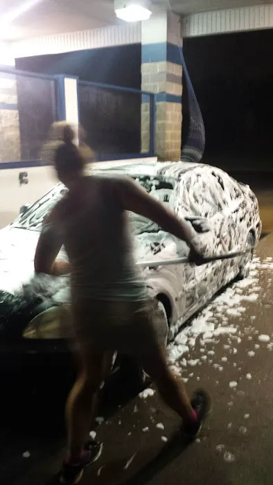 Spray N' Shine Car Wash Picture 10