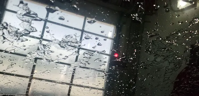 Mic-Zee's Ice Picture 6