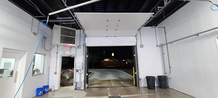 Sparkle Express Car Wash Picture 6