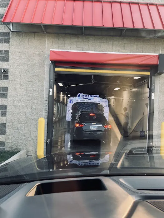 Sparkle Express Car Wash Picture 3