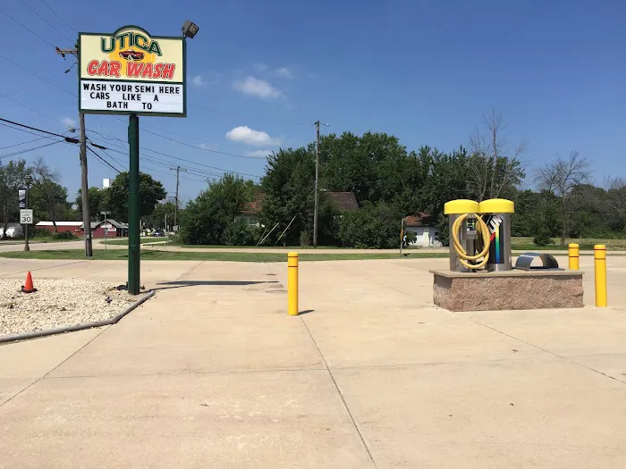 Utica Car Wash Picture 2