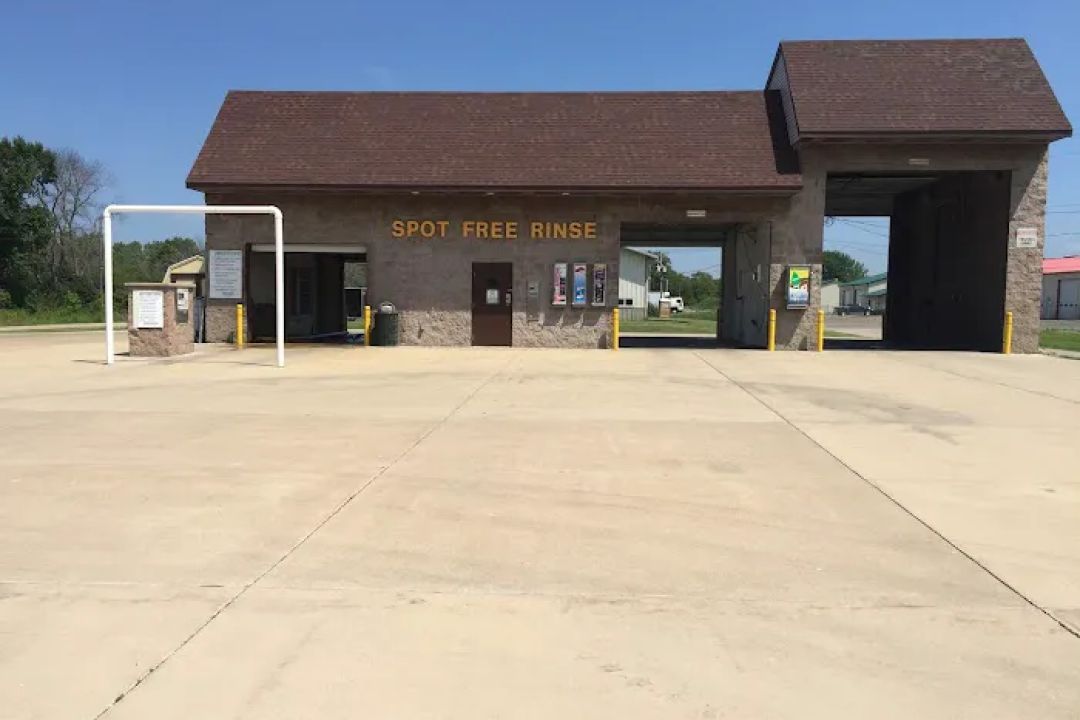 Utica Car Wash