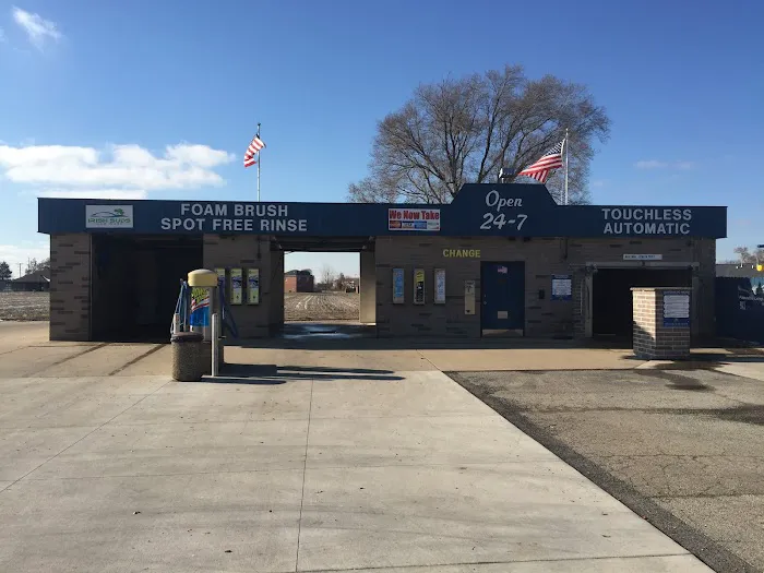 Irish Suds Car Wash Picture 8