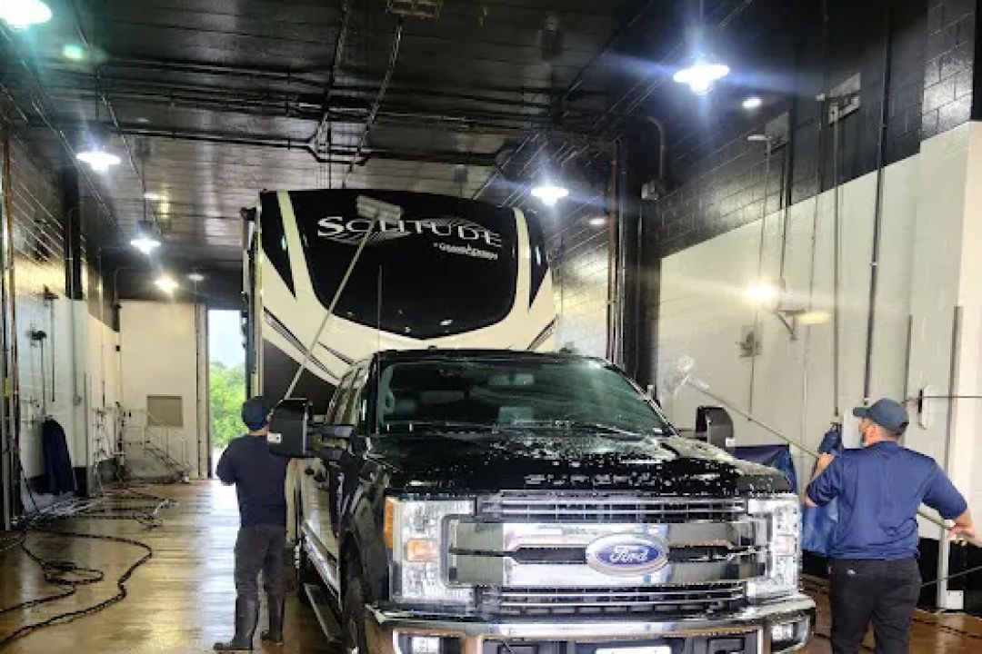 Blue Beacon Truck Wash of Bloomington, IL