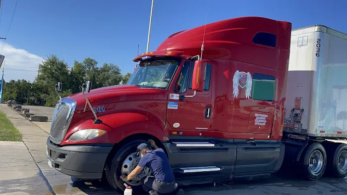 Blue Beacon Truck Wash of Bloomington, IL Picture 10