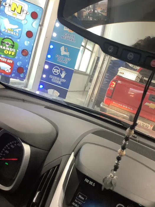 WashCove Car Wash Picture 1