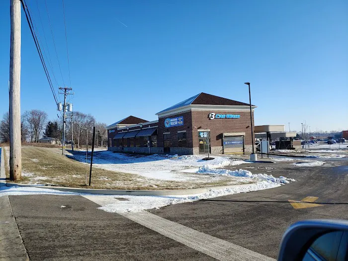 WashCove Car Wash Picture 9