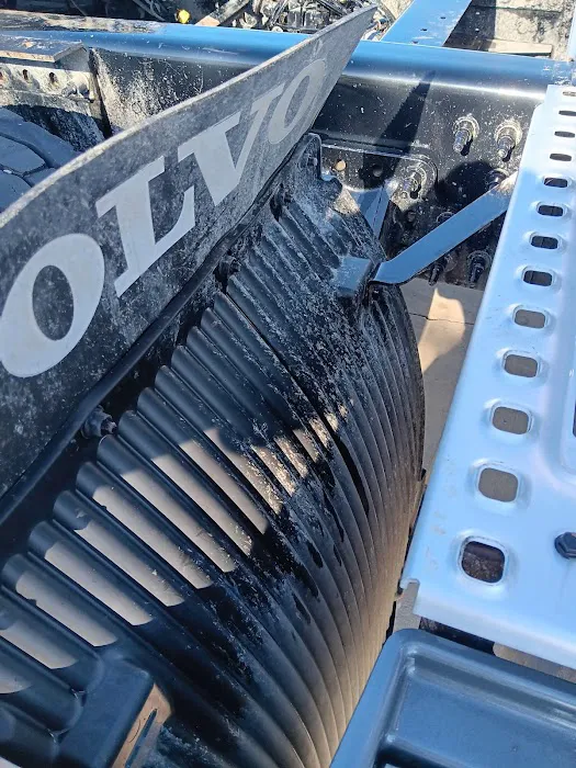 Truck Wash Picture 7