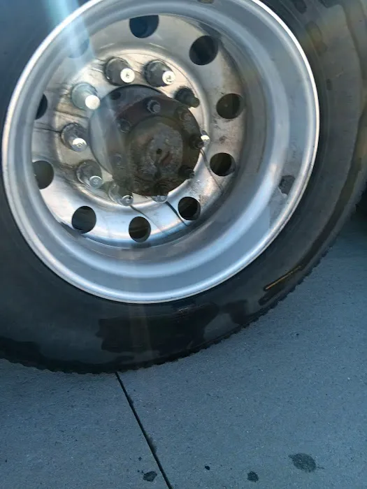 Truck Wash Picture 5