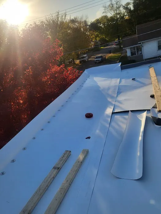 P K Shine Car Wash Picture 2