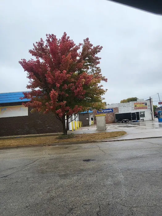 P K Shine Car Wash Picture 3