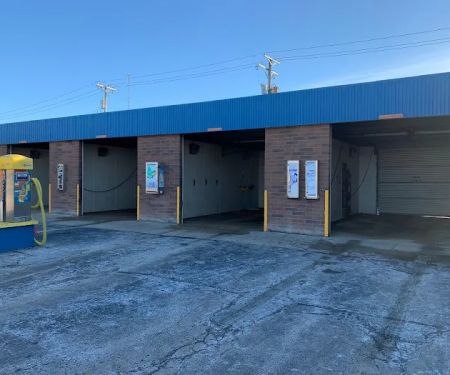 Ducky's car wash Ray Aouto Spa