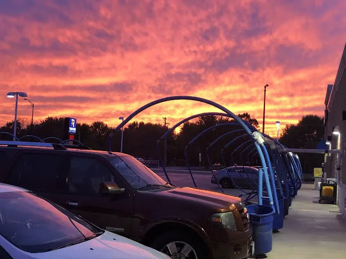 Rainstorm Car Wash Picture 8