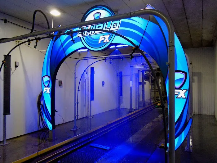 Big Express Wash & Lube Picture 2