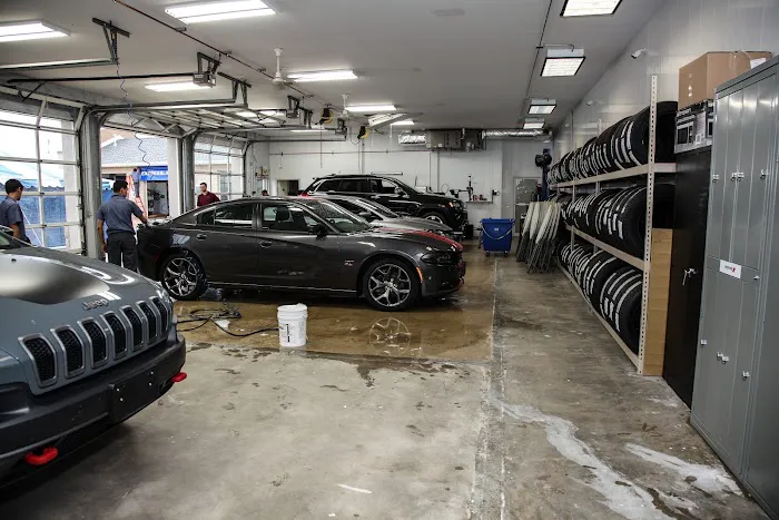 Big Express Wash & Lube Picture 5