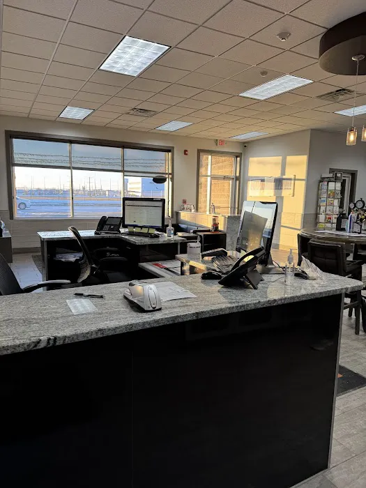 Big Express Wash & Lube Picture 9