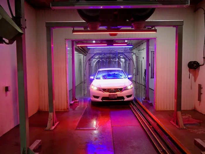 Big Express Wash & Lube Picture 7