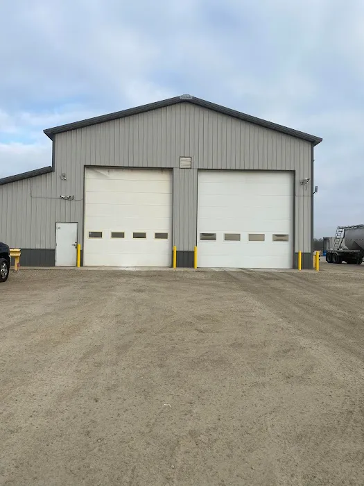 Strukel Truck Wash / Admin. Professionals Picture 3