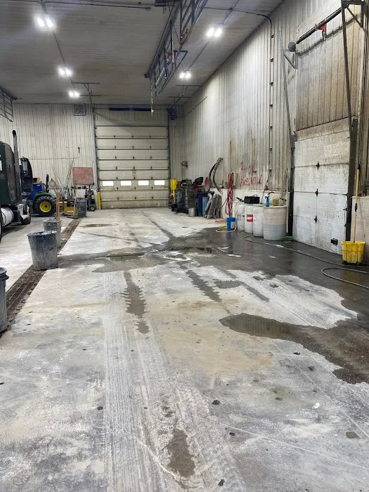 Strukel Truck Wash / Admin. Professionals Picture 4