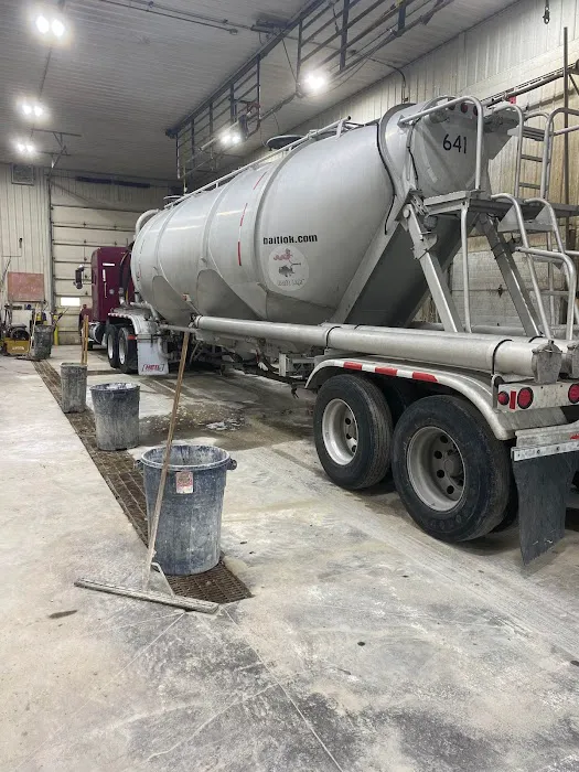 Strukel Truck Wash / Admin. Professionals Picture 1