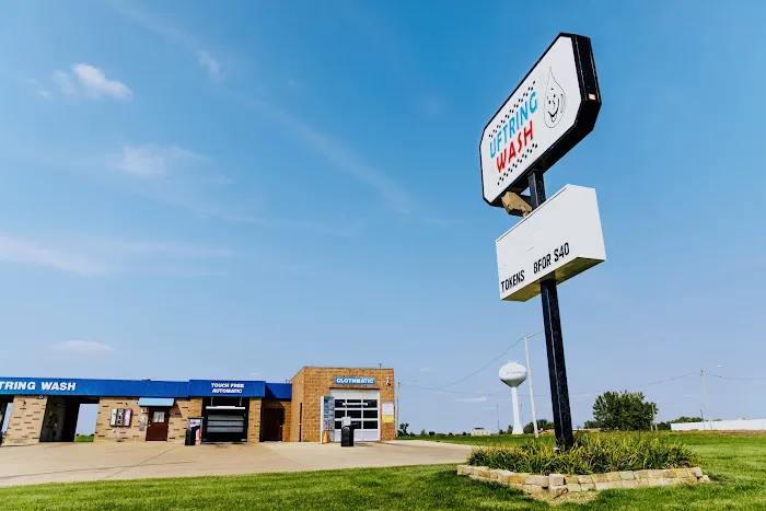 Uptown Wash Picture 6