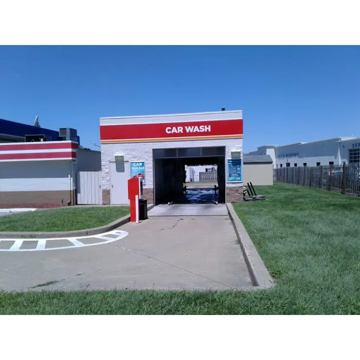 Circle K | Car Wash Picture 1