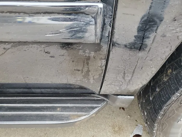 Washington Avenue Car Wash Picture 8