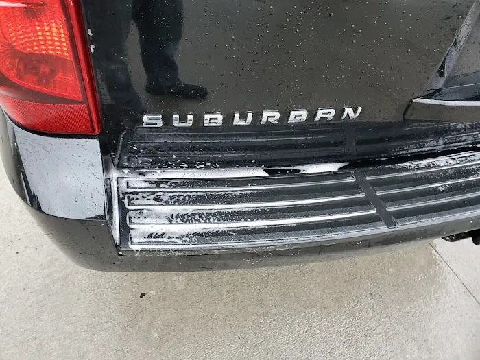 Washington Avenue Car Wash Picture 9