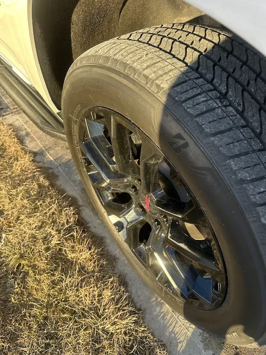 Crew Carwash Picture 6