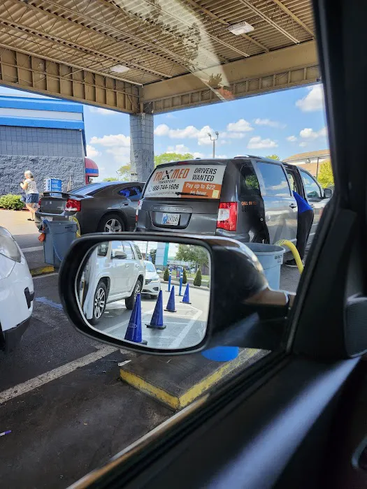 Sparkling Image Car Wash Picture 2