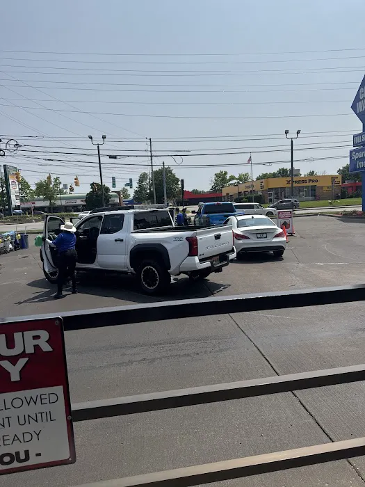 Sparkling Image Car Wash Picture 7