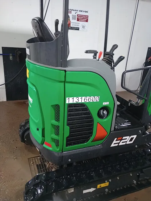 Sunwest Express Carwash Picture 3