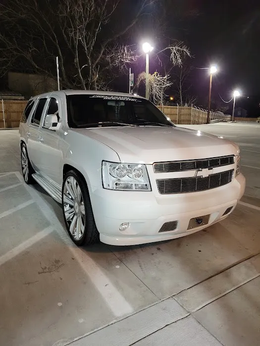 Crew Carwash Picture 8