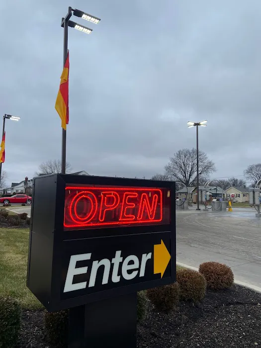 Crew Carwash Picture 5