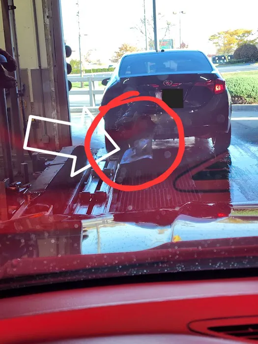 Crew Carwash Picture 3