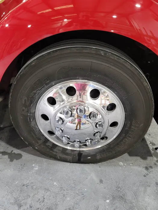 Crossroads Truck Wash Picture 6