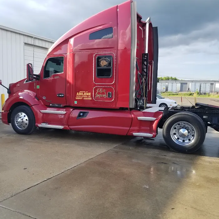 Crossroads Truck Wash Picture 5